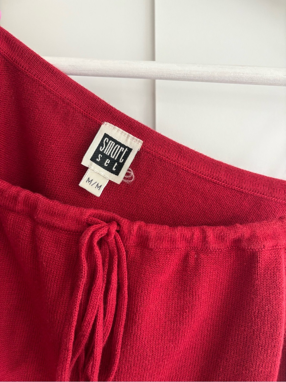 Smart Set Vintage Y2k Red Tank Top with Front Tie - Picture 2 of 2